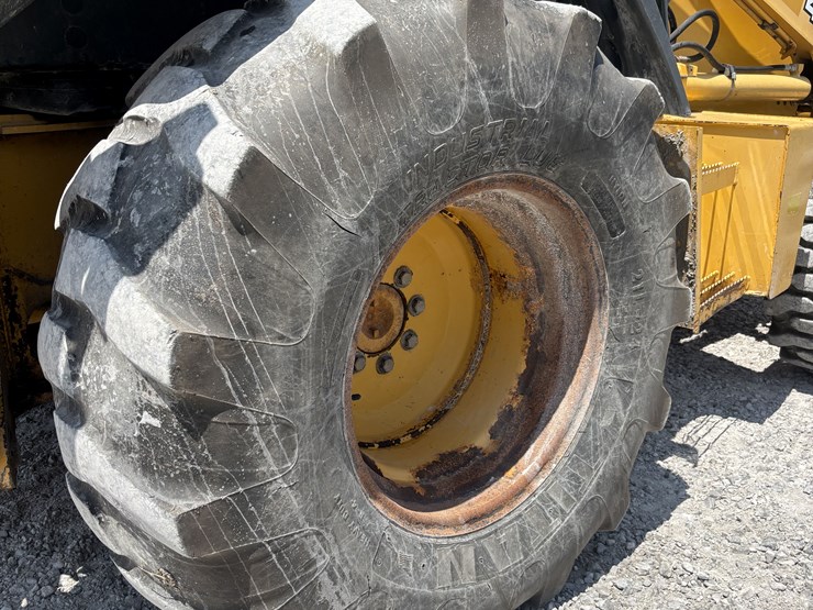 2006-john-deere-410g-image-3
