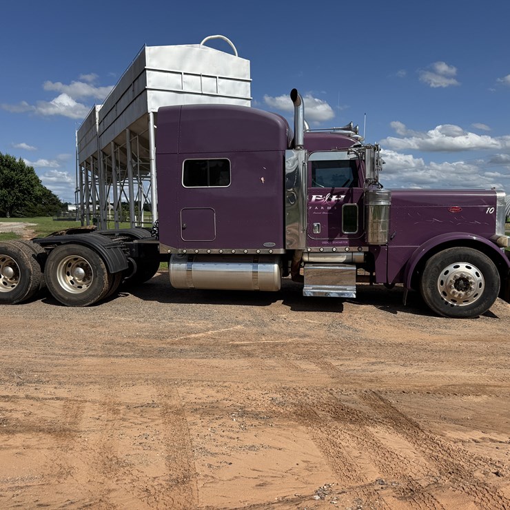 2005 Peterbilt 379EXHD
