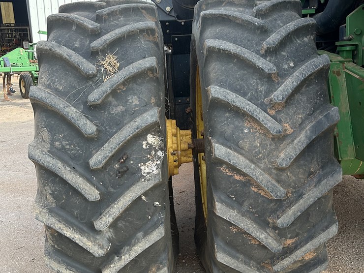 2001-john-deere-9300-image-8