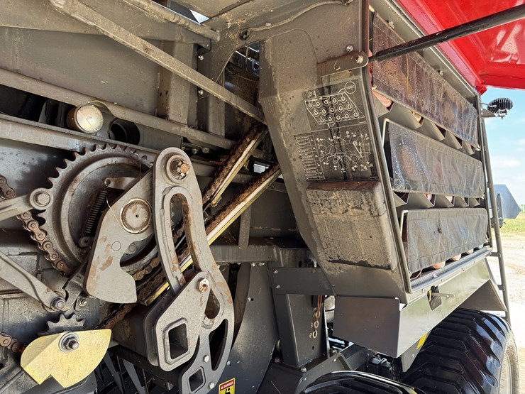 2021-massey-ferguson-2270-image-56