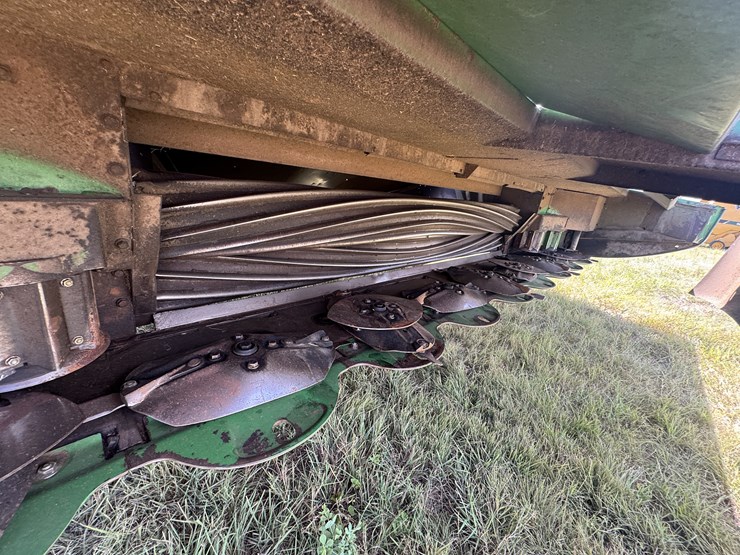 2015-john-deere-w235-image-60