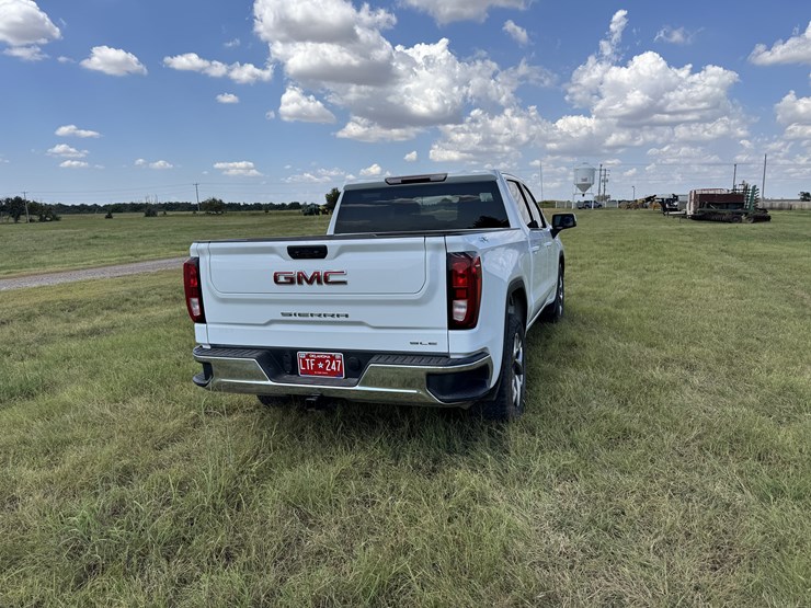 2022-gmc-sierra-1500-image-7