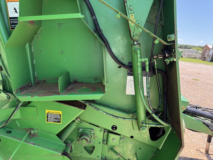 1997-john-deere-566-round-baler-image-33