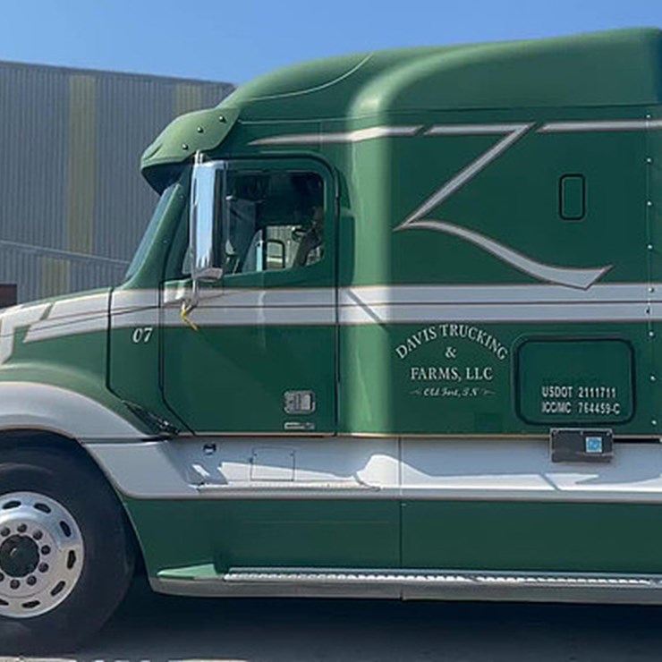 2008 Freightliner Columbia