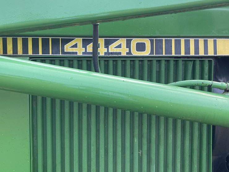 1980-john-deere-4440-image-18