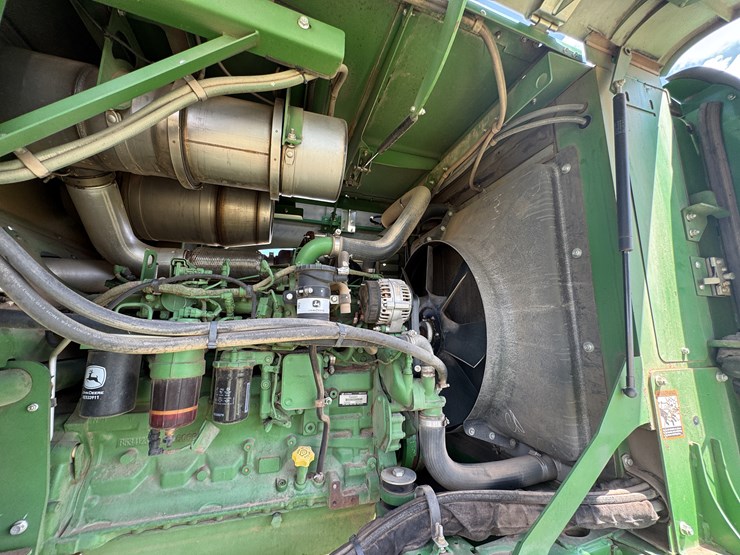 2015-john-deere-w235-image-14