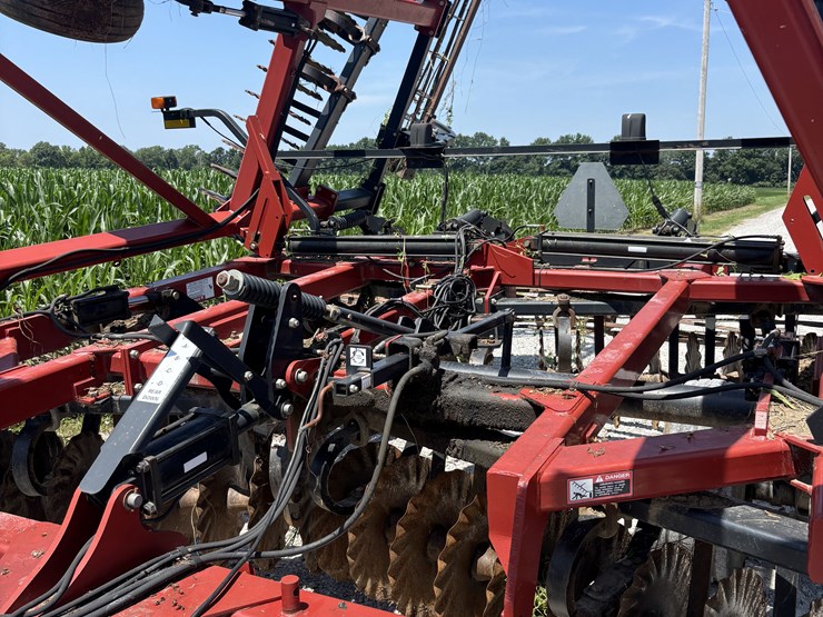 2008-case-ih-true-tandem-330-turbo-image-11
