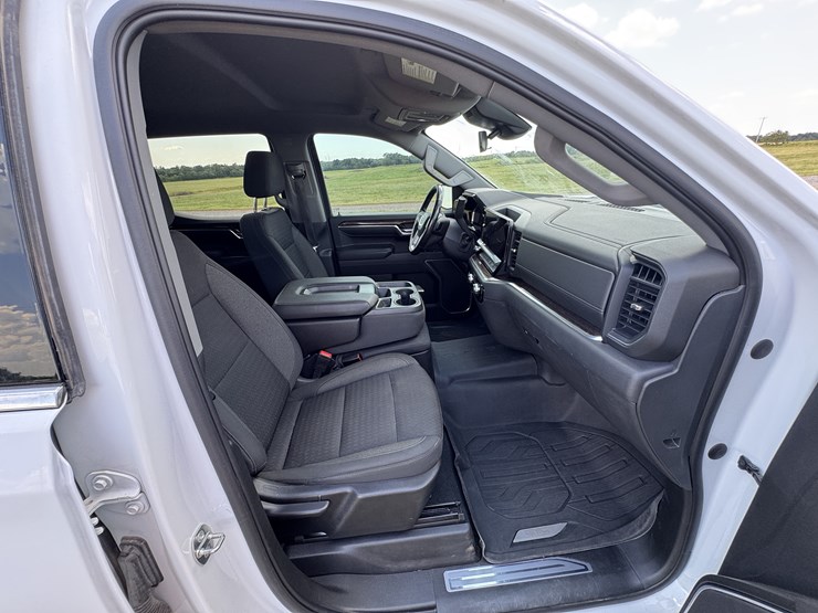 2022-gmc-sierra-1500-image-42