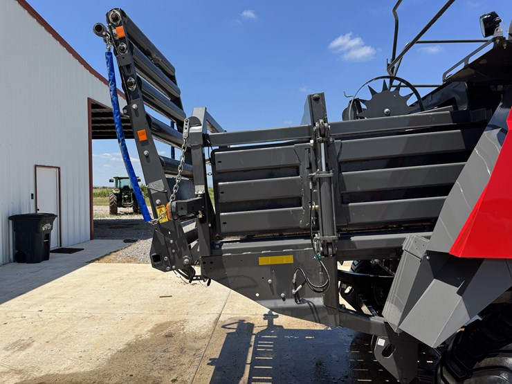 2021-massey-ferguson-2270-image-24