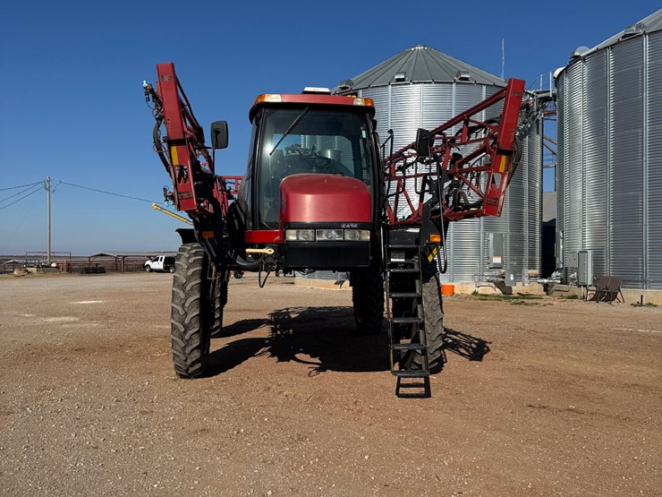 2014-case-ih-3330-image-2