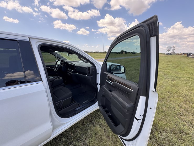 2022-gmc-sierra-1500-image-41