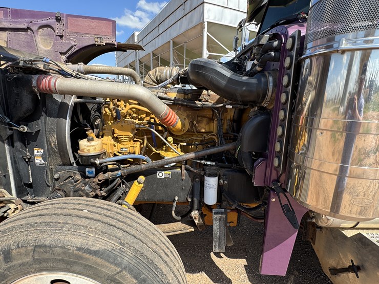 2005-peterbilt-379exhd-image-46