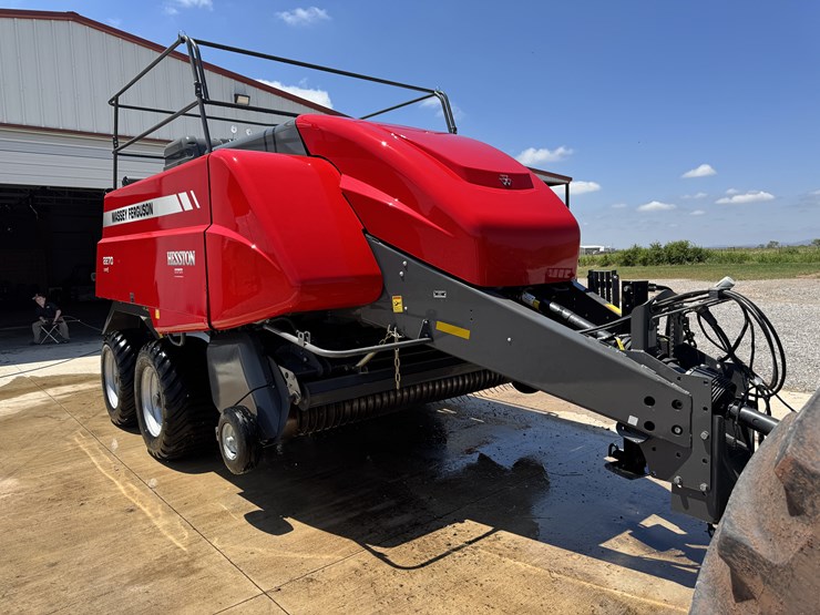 2021-massey-ferguson-2270-image-5