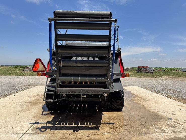 2021-massey-ferguson-2270-image-26