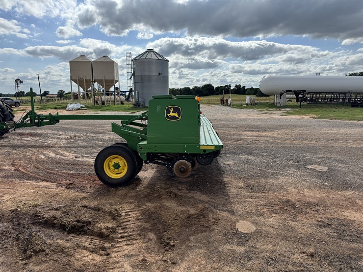 2020-john-deere-455-image-8