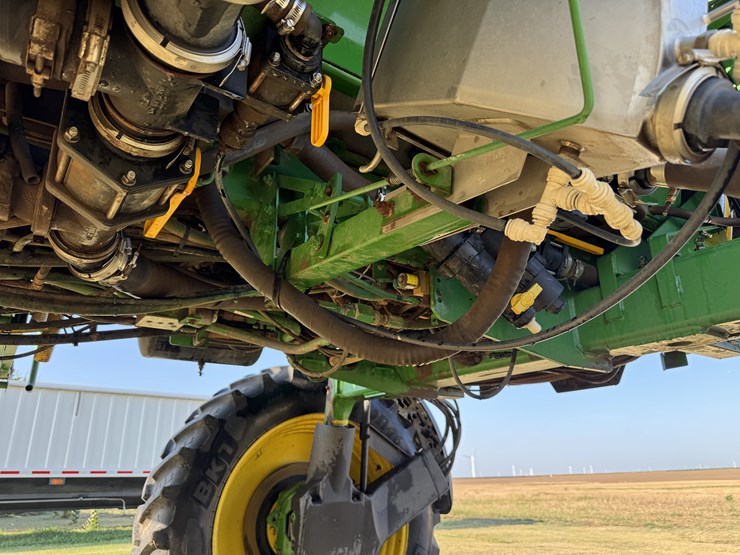 2009-john-deere-4830-image-39