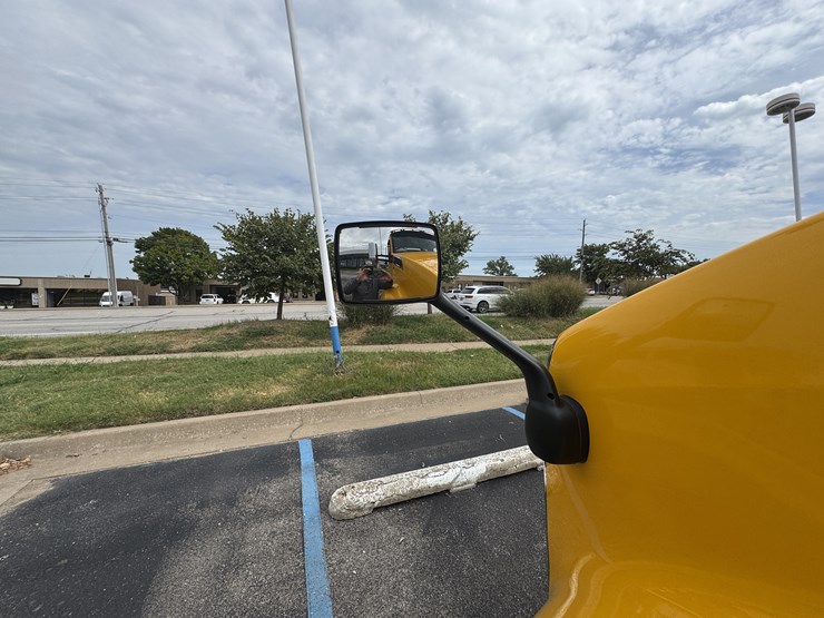 2022-kenworth-t680-image-64