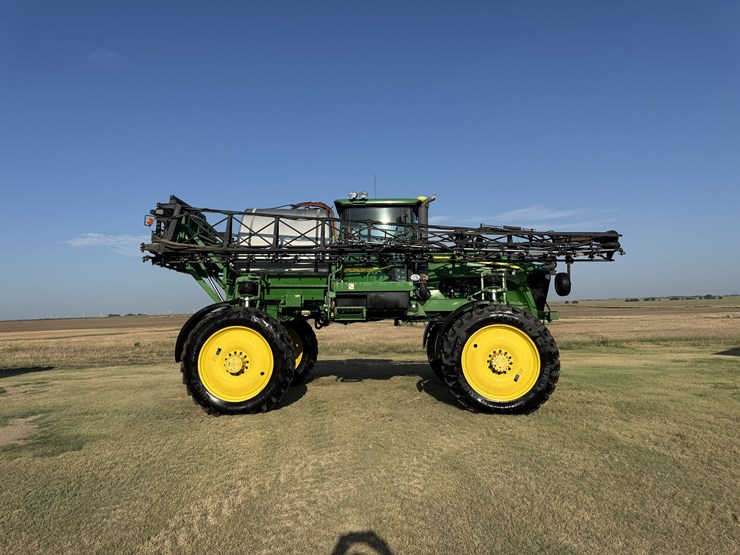 2009-john-deere-4830-image-4