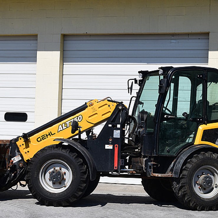 2021 Gehl 750 ALT Loader