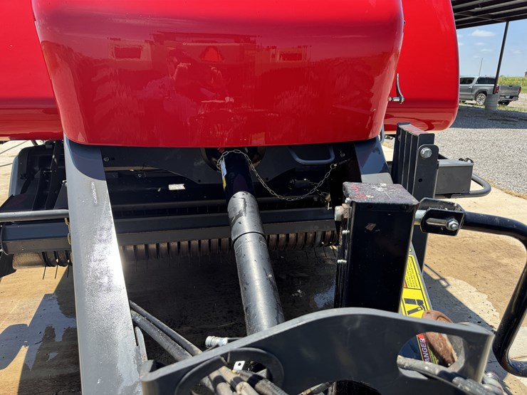 2021-massey-ferguson-2270-image-8