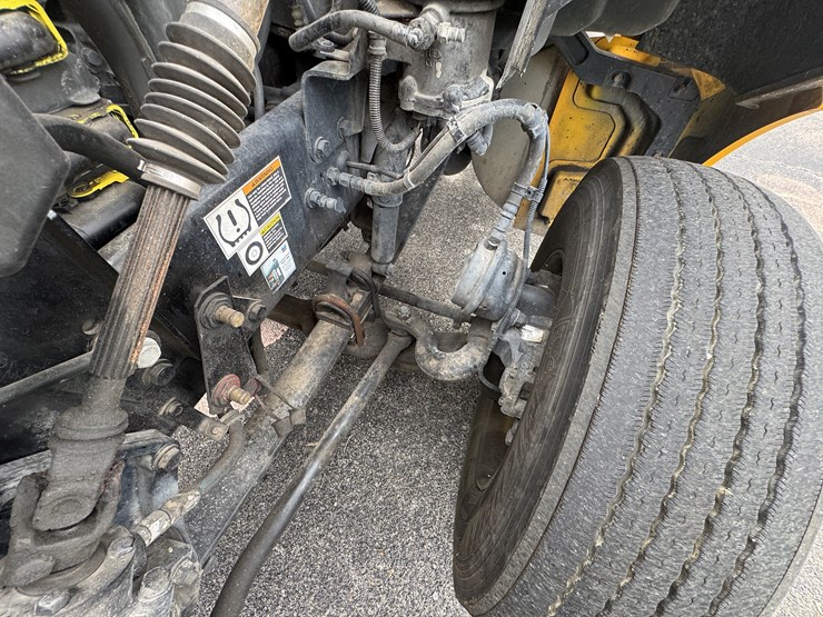 2022-kenworth-t680-image-59