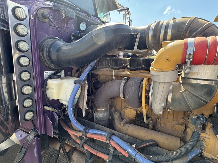 2005-peterbilt-379exhd-image-40