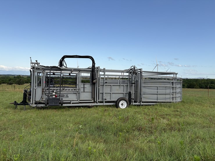 ranger-xl-portable-hyd-chute-and-tub-image-1
