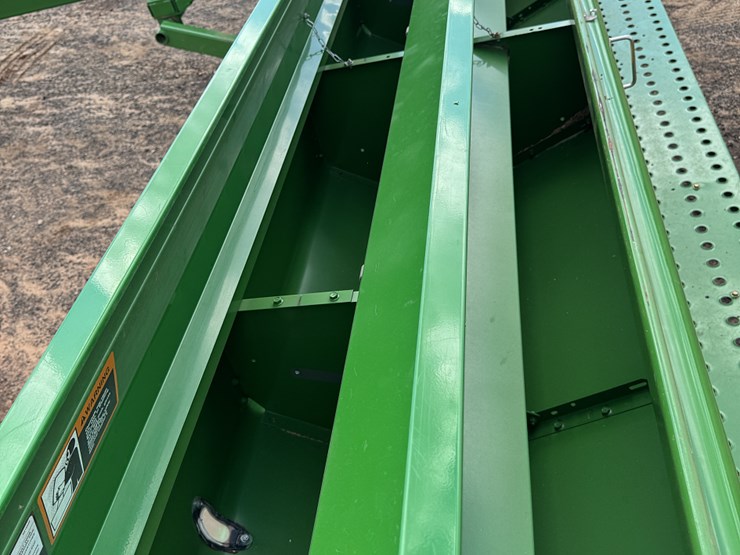 2020-john-deere-455-image-24
