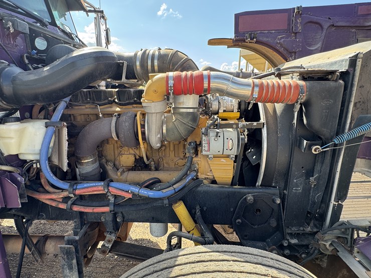 2005-peterbilt-379exhd-image-39