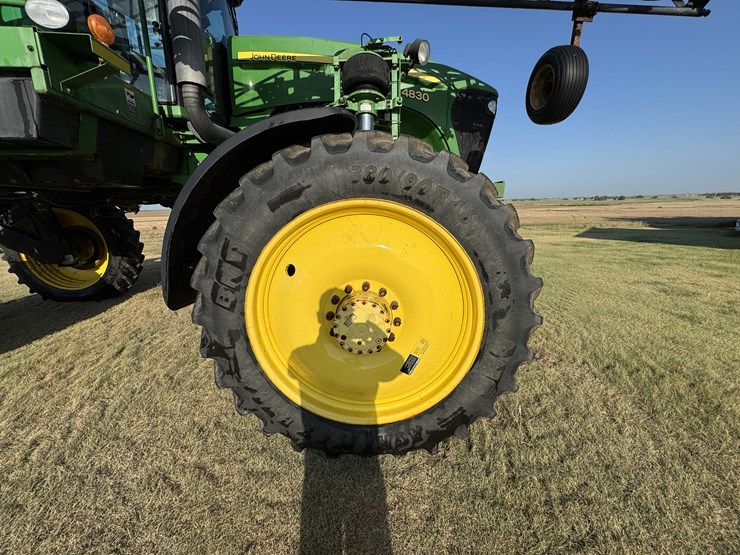 2009-john-deere-4830-image-23