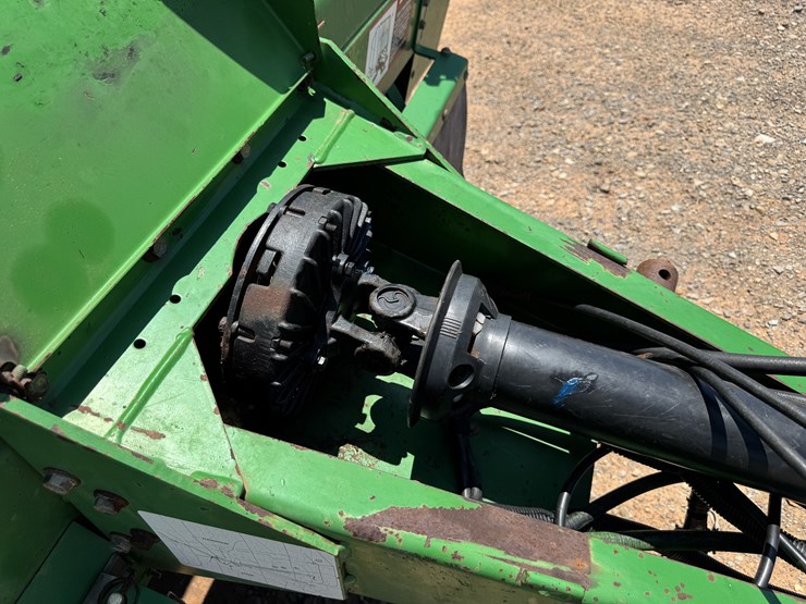 1997-john-deere-566-round-baler-image-25