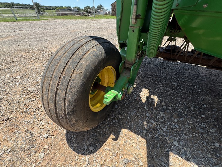 2000-john-deere-945-moco-image-36