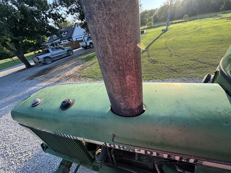 john-deere-4040-image-37