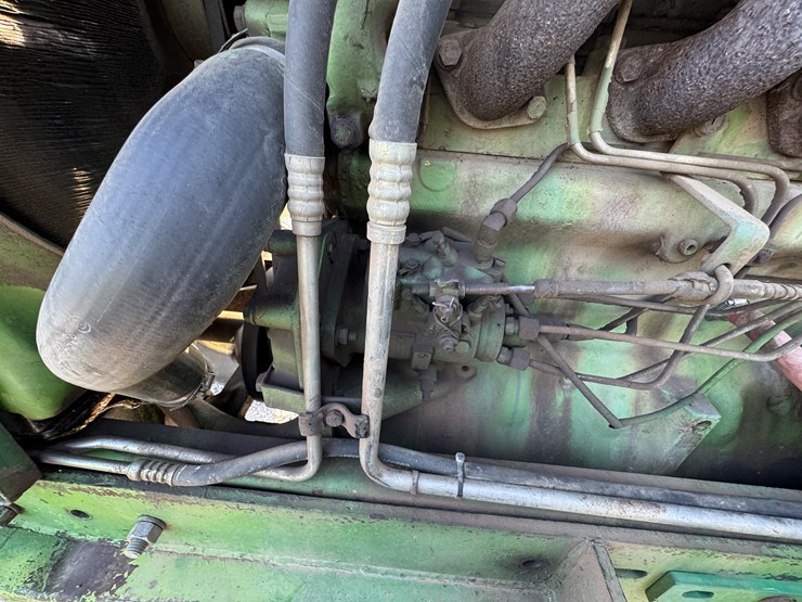 john-deere-4040-image-16