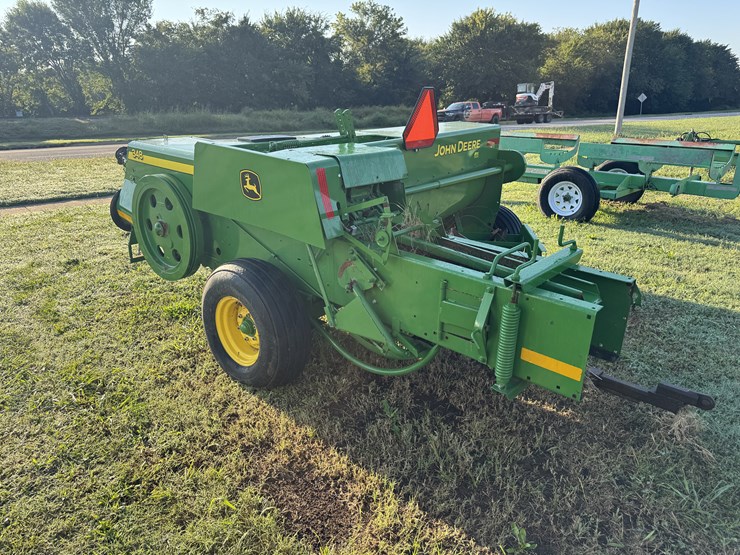 john-deere-348-image-7