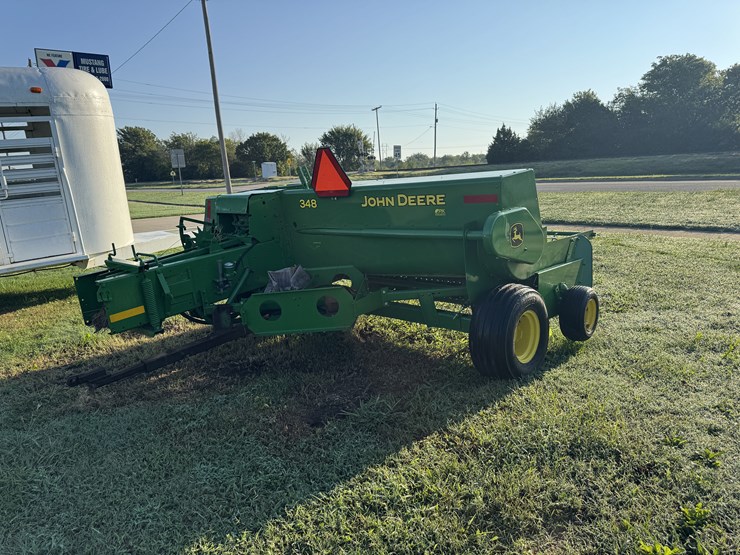 john-deere-348-image-5