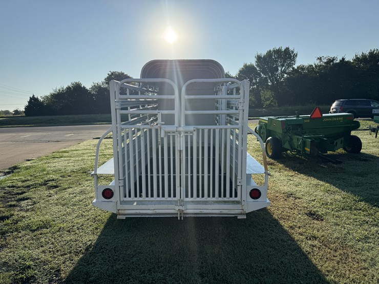 1/2-top-ranch-trailer-image-7