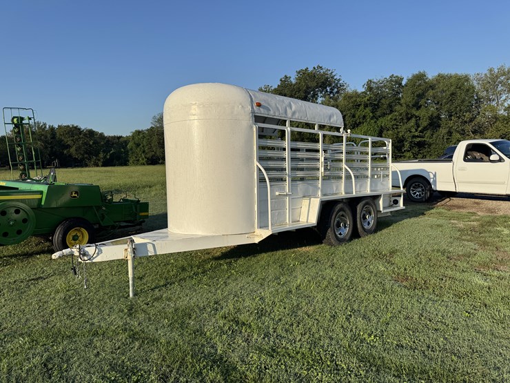 1/2-top-ranch-trailer-image-2