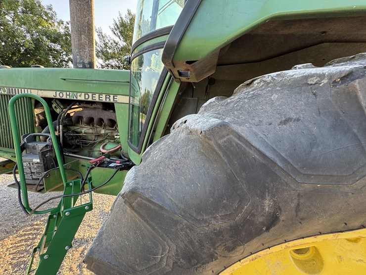 john-deere-4040-image-20