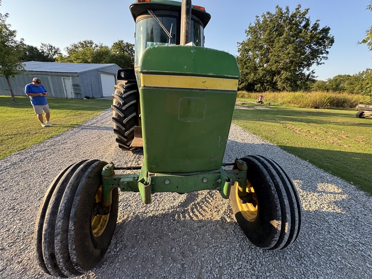 john-deere-4040-image-12