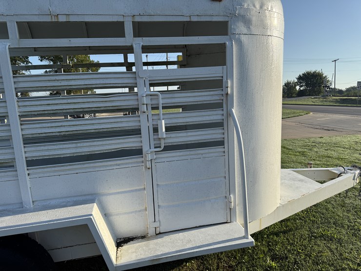 1/2-top-ranch-trailer-image-23