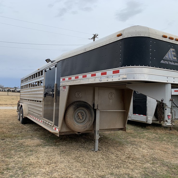 ELITE TRAILERS Livestock Trailer
