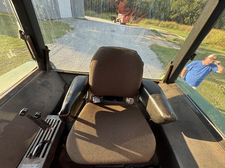 john-deere-4040-image-34