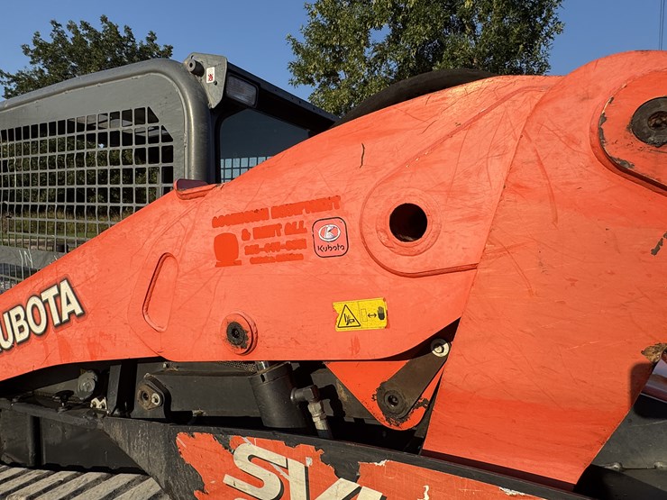 2017-kubota-svl95-2s-image-17