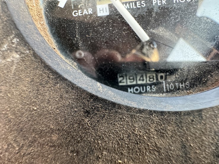 john-deere-4040-image-26