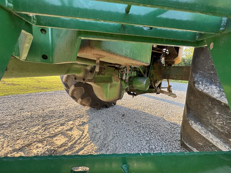 john-deere-4040-image-25