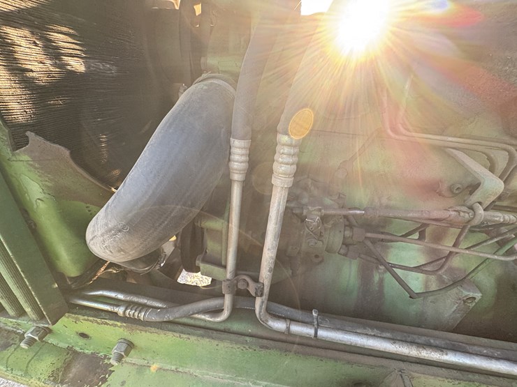 john-deere-4040-image-15