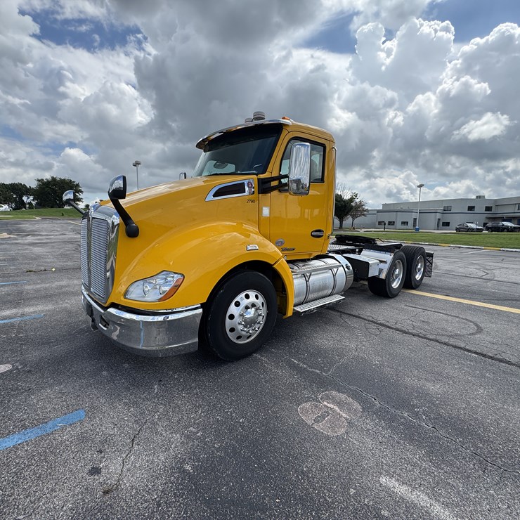 2020 KENWORTH T680