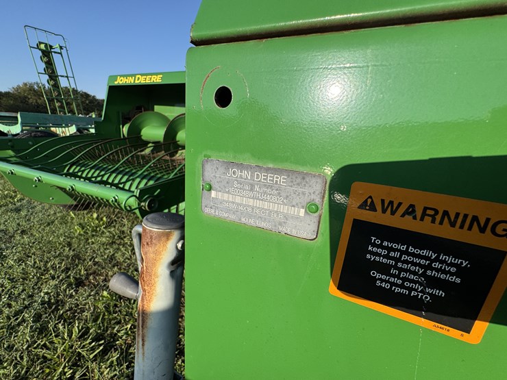 john-deere-348-image-17
