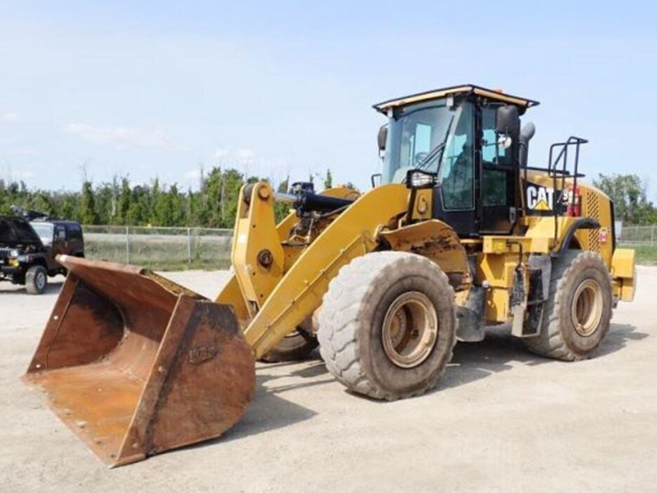 2014-caterpillar-950k-image-1